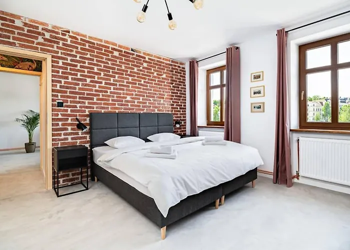 Blick Apartments - Riverview Soft Loft